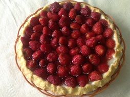 juicy Strawberry Pie