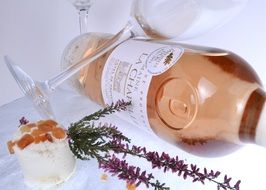 rose wine and cheese