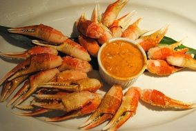 crayfish legs with sauce