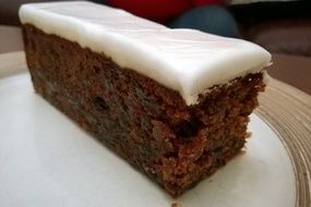 Carrot Cake Slice