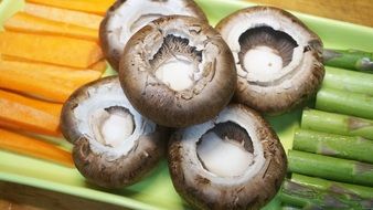 mushrooms and other vegetables