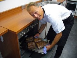 cooking steak in the oven