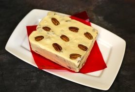 nougat with pecan