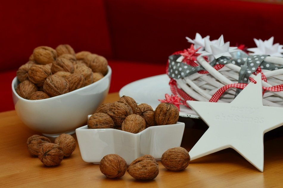 walnuts for christmas decorations