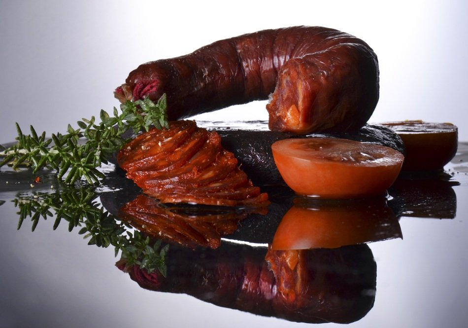 Meat and tomato
