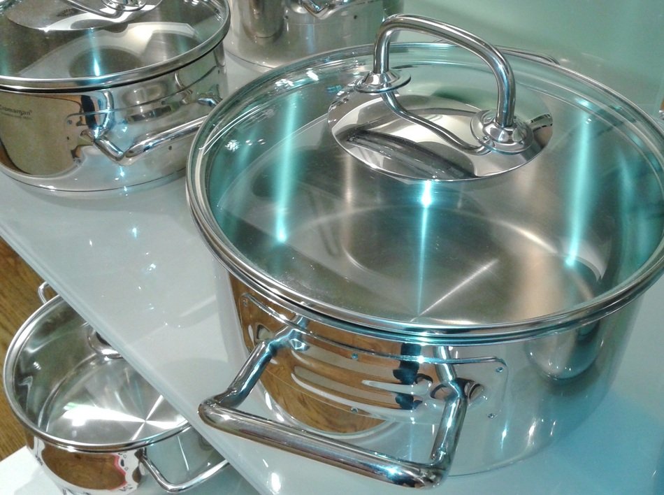 Cookinfg with the boiling pans