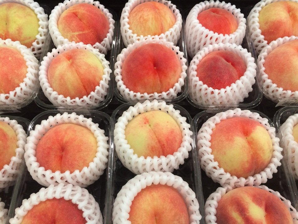tasty Peach Fruit