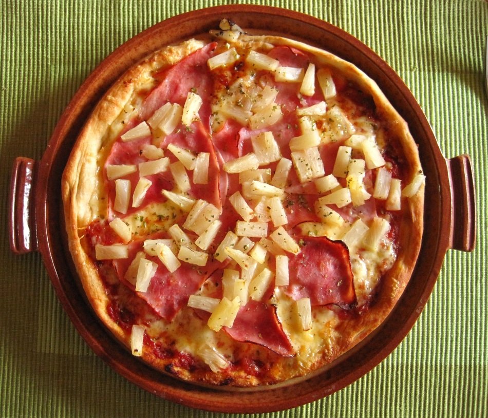 top view on a Hawaiian pizza