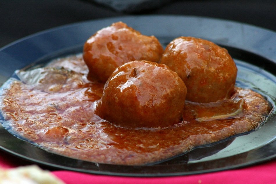 Food with Tomato Sauce