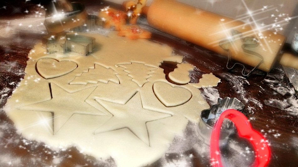 preparing Christmas cookies