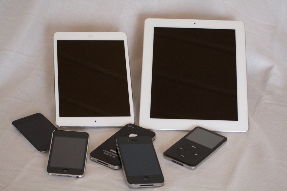 lot of mobile technology