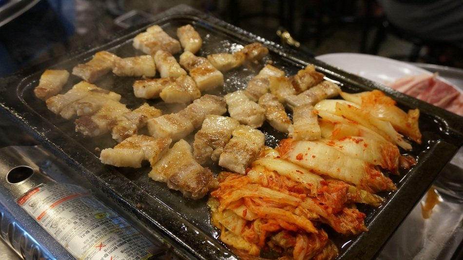 grilled pork with kimchi