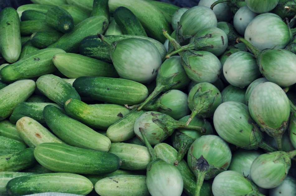green vegetables in the market