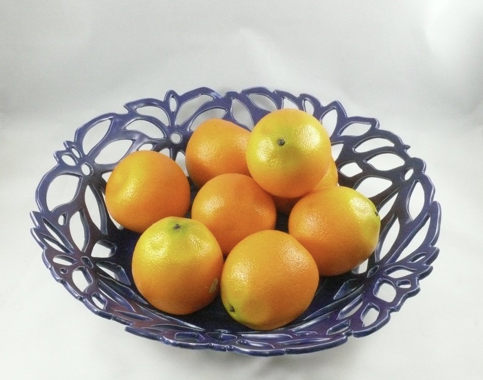 plate of oranges