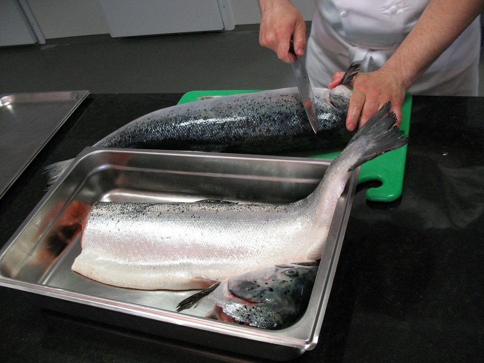 restaurant kitchen Salmon without head