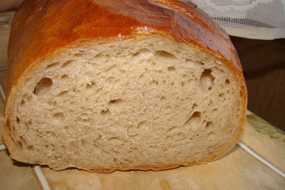 sliced bread at the bakery