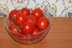 tomatoes in the glass bowl