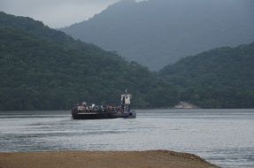 Ferry Mar
