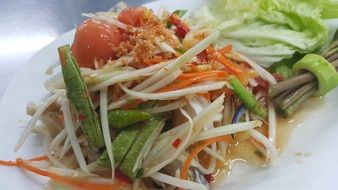 Thai Food Papaya Salad