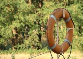 lifeline as an aid