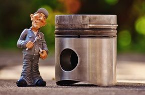 Truck-Butt ceramic man figure