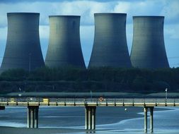 Cooling energy towers