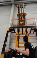 Practice of driving of lifting equipment