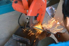Sparks Metal Tool