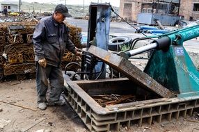 Chinese Metal workers