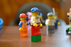 Lego figures of builders