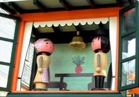 Wooden Figures husband and wife in the house
