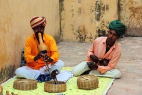street performers with snakes in india