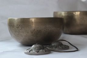 singing bowls as wellness music