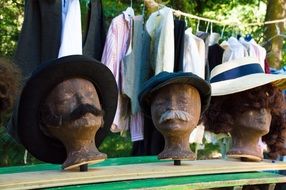 Costumes Dress Up