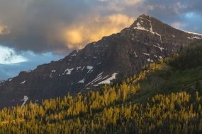 sunrise from behind the mountains