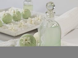 Bath Balls Mint Woodruff bodycare