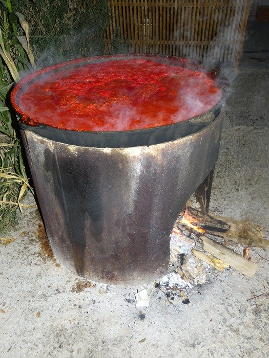 dish is cooked on open fire