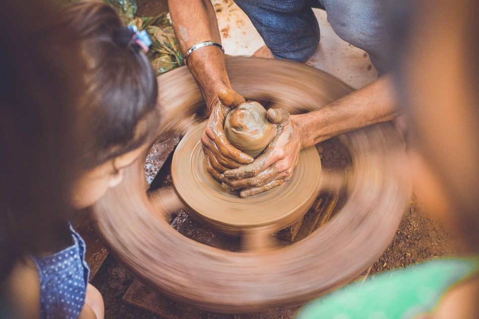 Picture of making tablewares