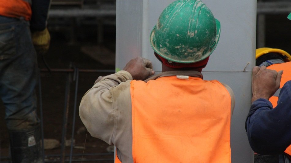 construction worker in savety clothes