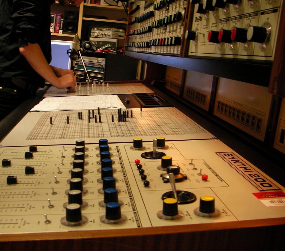 control panel synthi 200