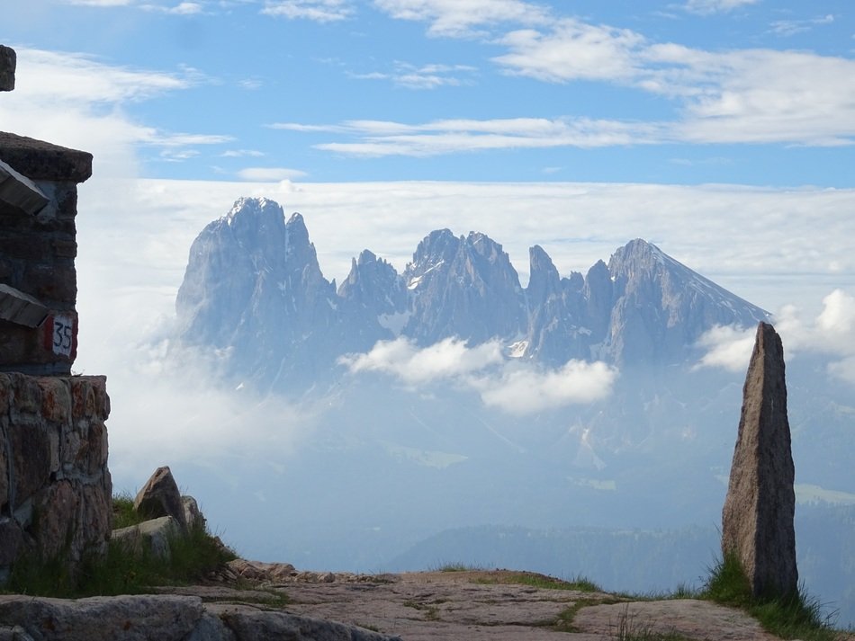 dolorama as a panoramic trail in the dolomites