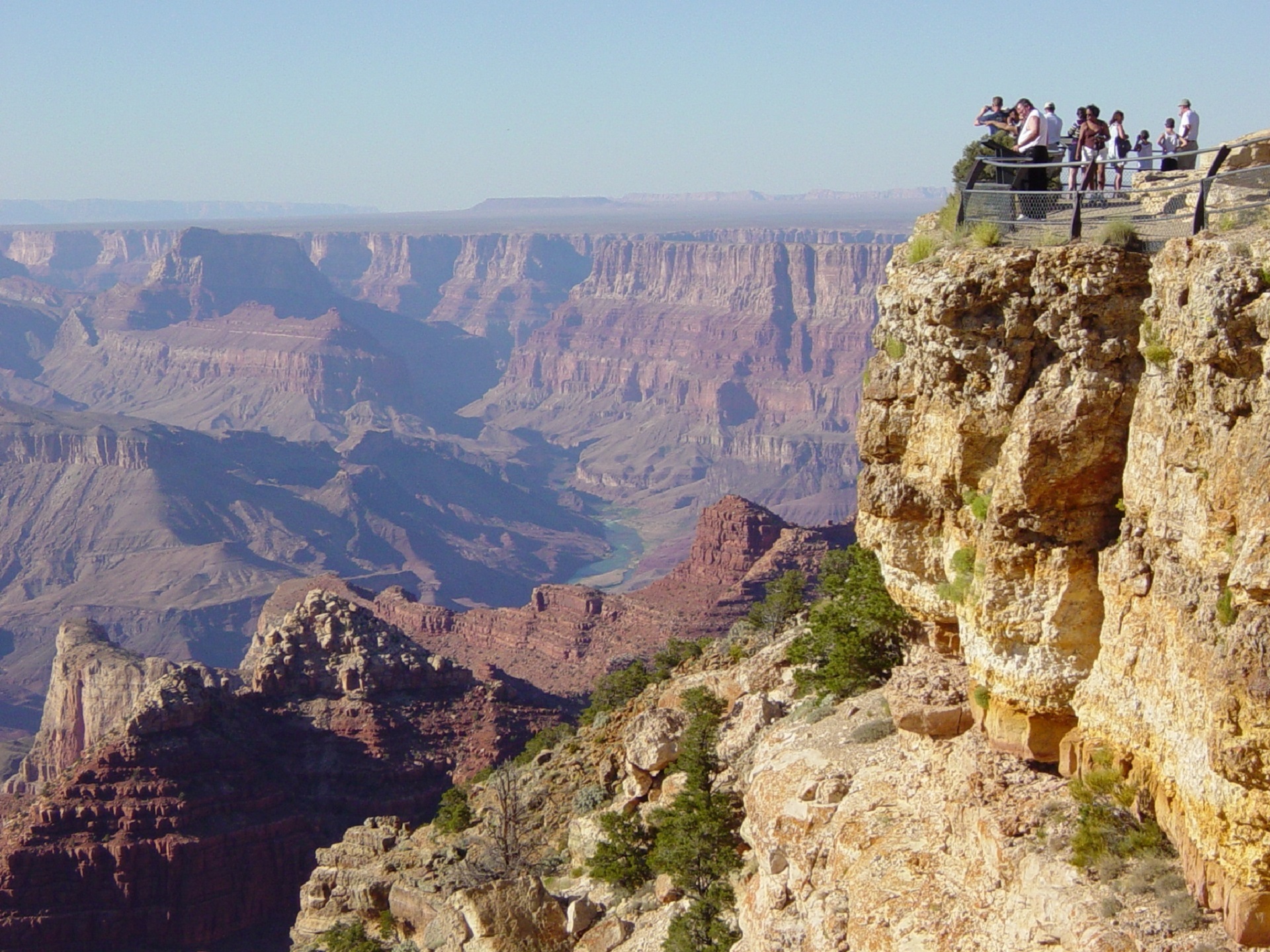 People at the observation deck in the Grand Canyon free image download