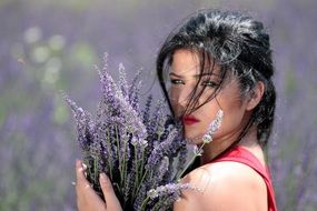 brunette with lavender bouquet