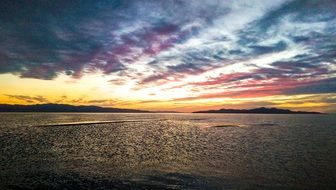 Landscape of the sunrise over the Ocean