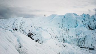 pleasing Snow Mountain Hiking