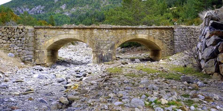 old stone bridge in drought