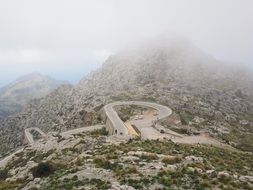 tie knot roads in Mallorca