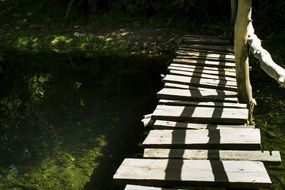 wooden footbridge in Puente Largo