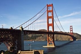 golden gate bridge in sunny day