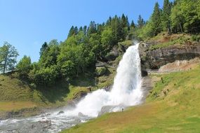 Waterfall norheimsund